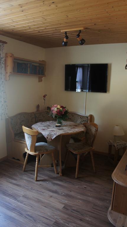 Ferienwohnung Auszeit Fischen im Allgaeu Rum bild